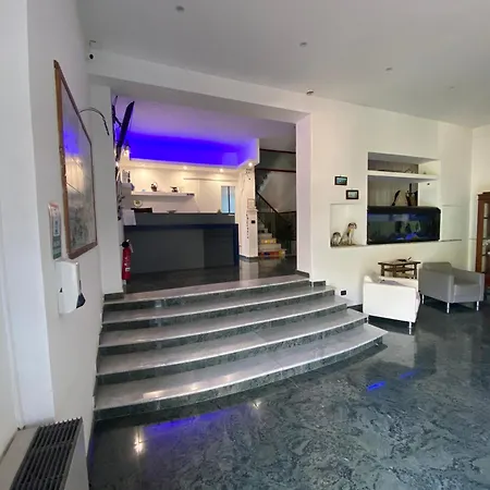 Coast Hotel