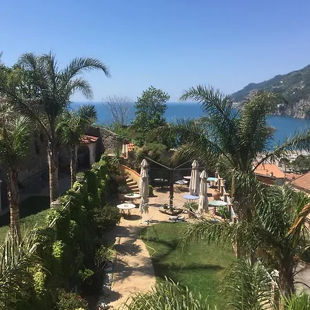 Coast Hotel 3*