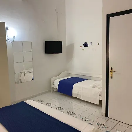 Coast Szálloda 3*