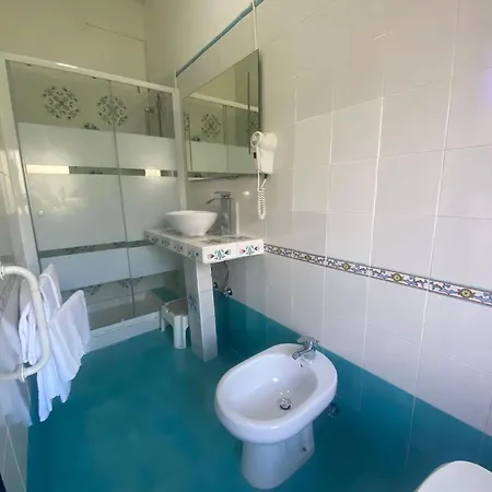 Coast 3* Vietri
