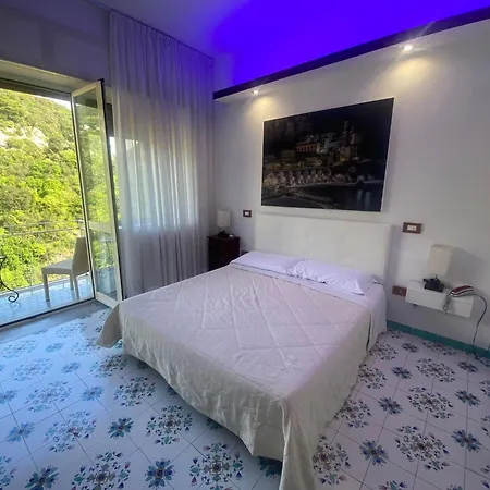 Coast Otel