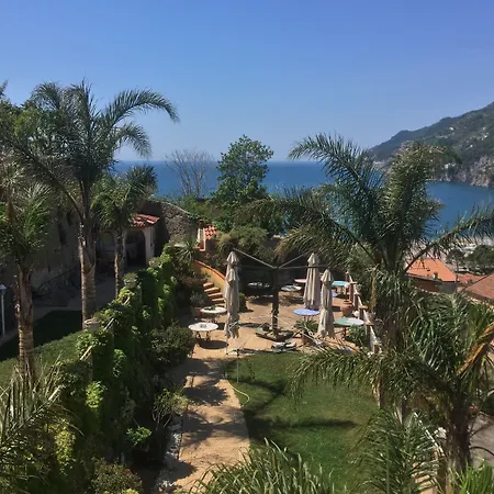 Hotel Coast 3*