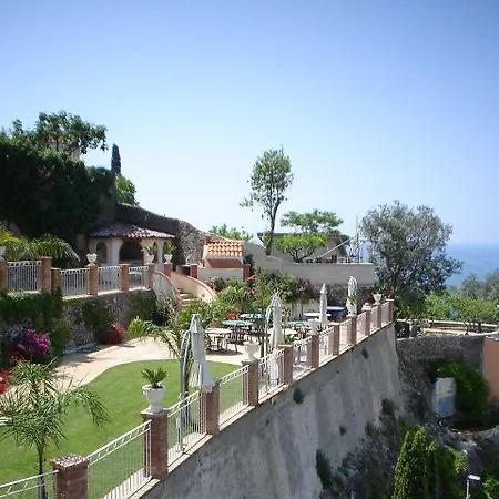 Hotel Coast